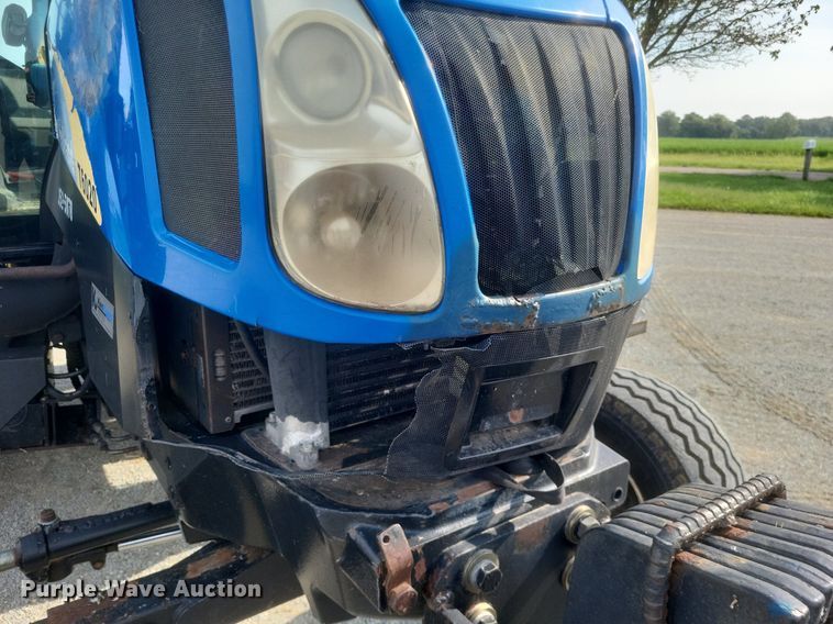 image for item DR4959 2009 New Holland  T6020 tractor