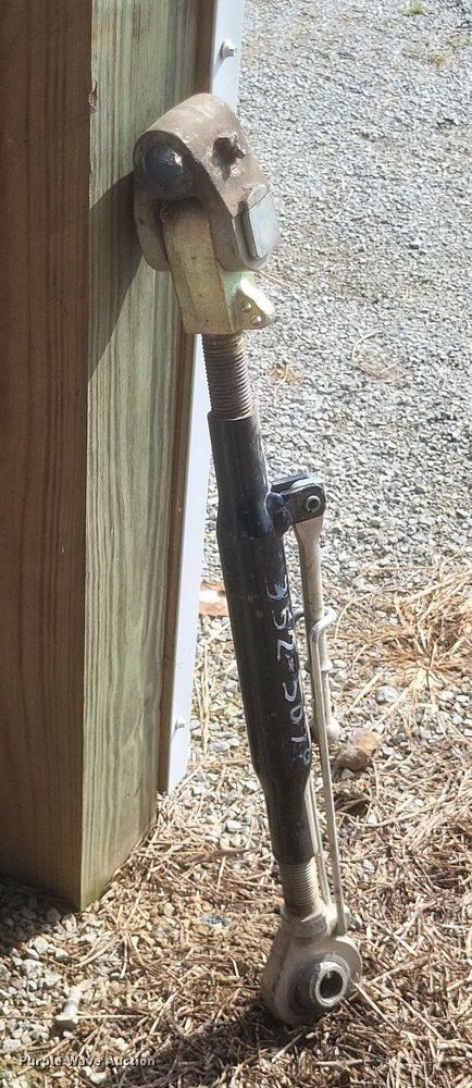 image for item DR4959 2009 New Holland  T6020 tractor