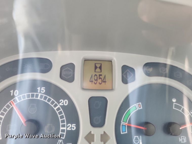 image for item DR4959 2009 New Holland  T6020 tractor