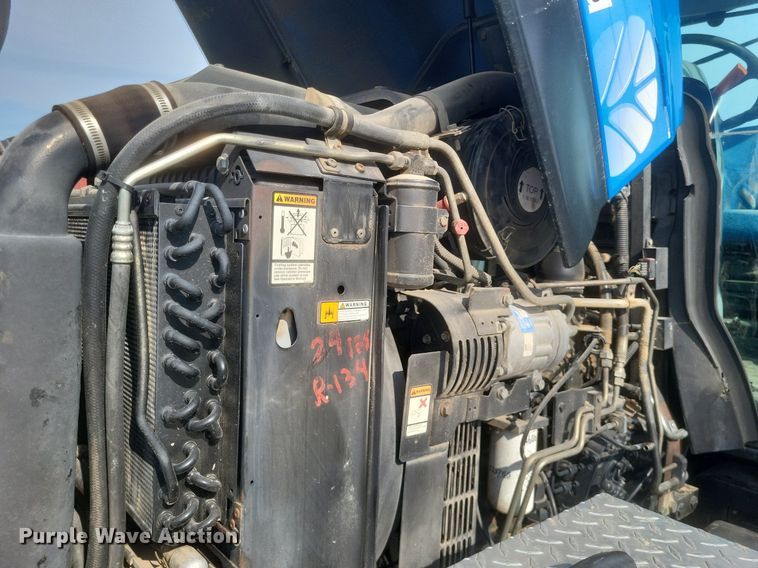 image for item DR4959 2009 New Holland  T6020 tractor