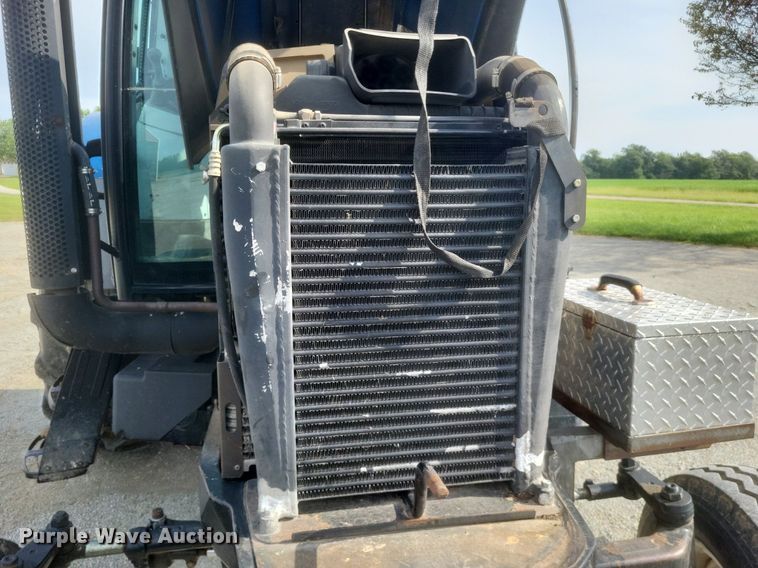 image for item DR4959 2009 New Holland  T6020 tractor