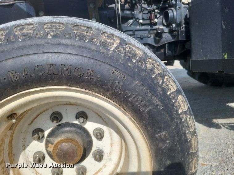 image for item DR4959 2009 New Holland  T6020 tractor