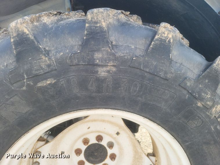 image for item DR4959 2009 New Holland  T6020 tractor