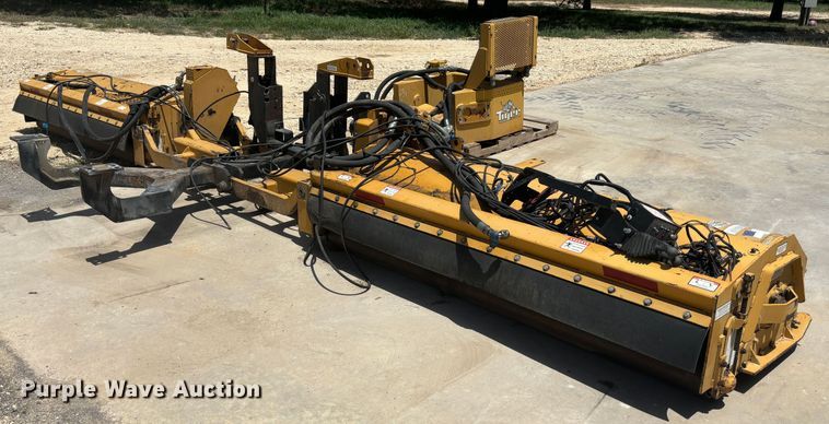 image for item DS2500 Tiger TGFR batwing flail mower