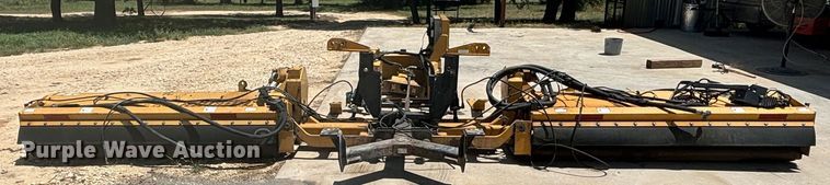 image for item DS2500 Tiger TGFR batwing flail mower