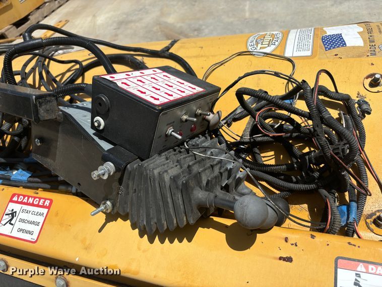 image for item DS2500 Tiger TGFR batwing flail mower