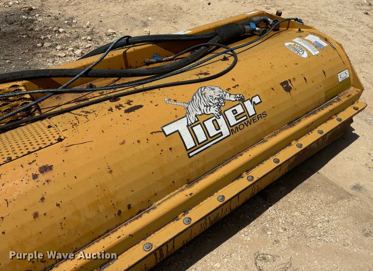 image for item DS2500 Tiger TGFR batwing flail mower