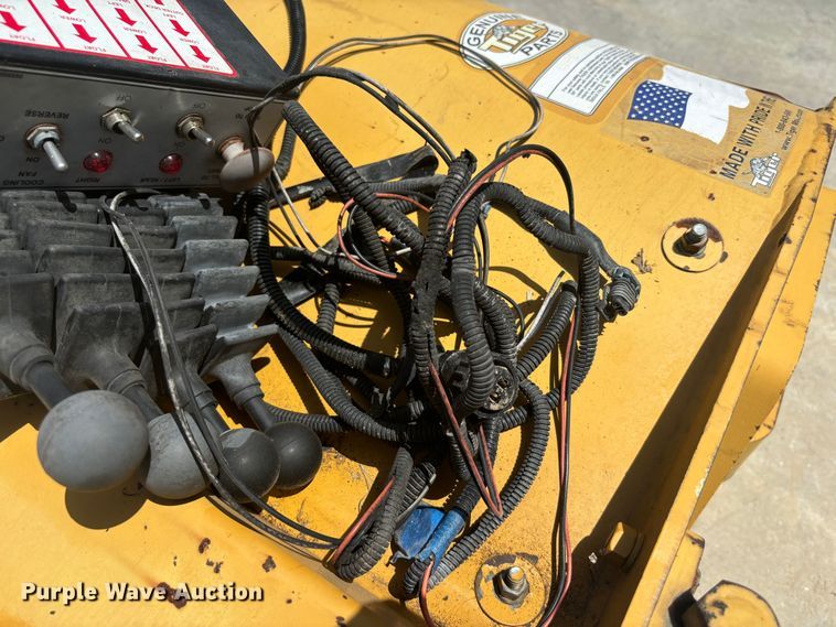 image for item DS2500 Tiger TGFR batwing flail mower