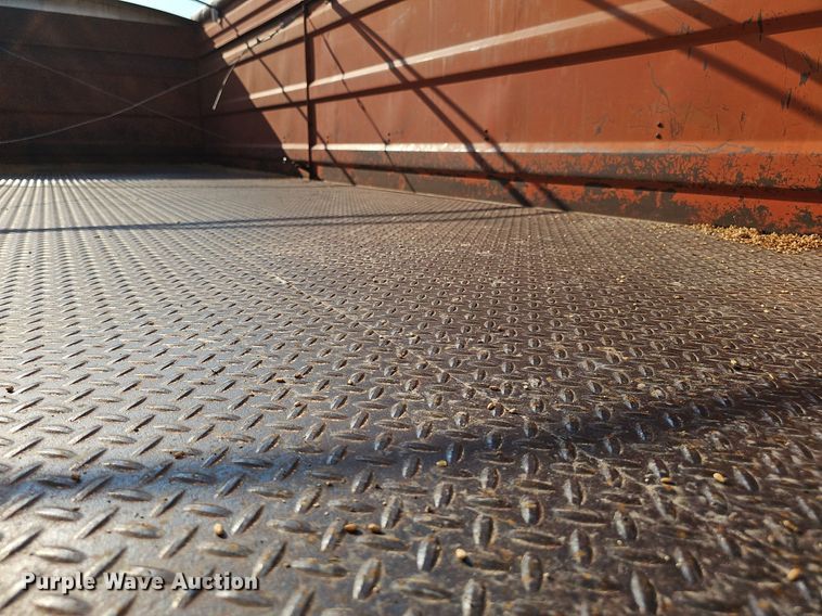 image for item DS4662 1974 Dodge D600 grain truck