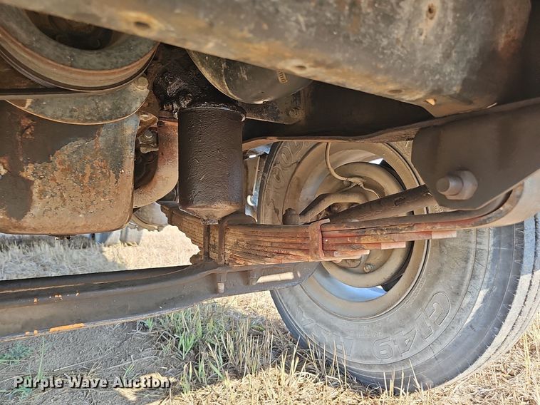 image for item DS4662 1974 Dodge D600 grain truck