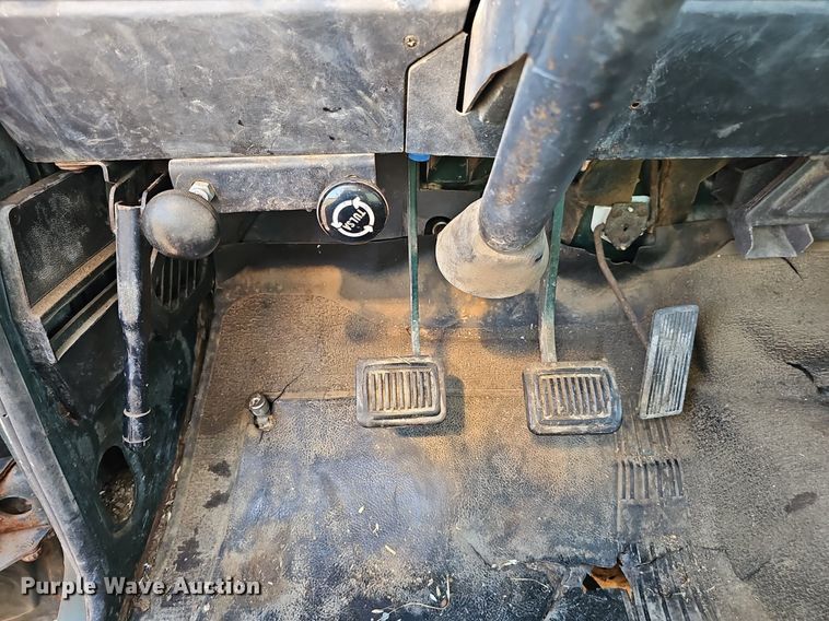 image for item DS4662 1974 Dodge D600 grain truck