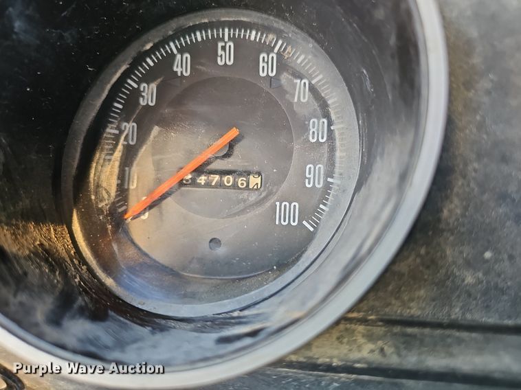 image for item DS4662 1974 Dodge D600 grain truck