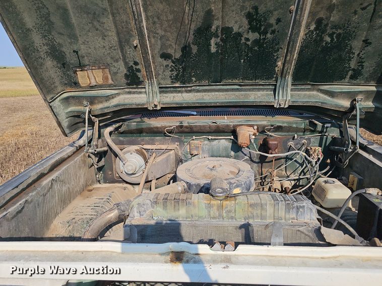 image for item DS4662 1974 Dodge D600 grain truck