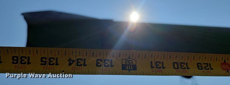 image for item DS4663 1969 John Deere 105 combine