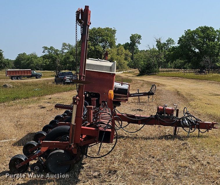 image for item DS4664 Case IH 955 Cyclone Air planter