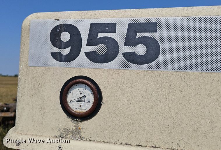 image for item DS4664 Case IH 955 Cyclone Air planter