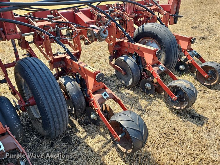 image for item DS4664 Case IH 955 Cyclone Air planter