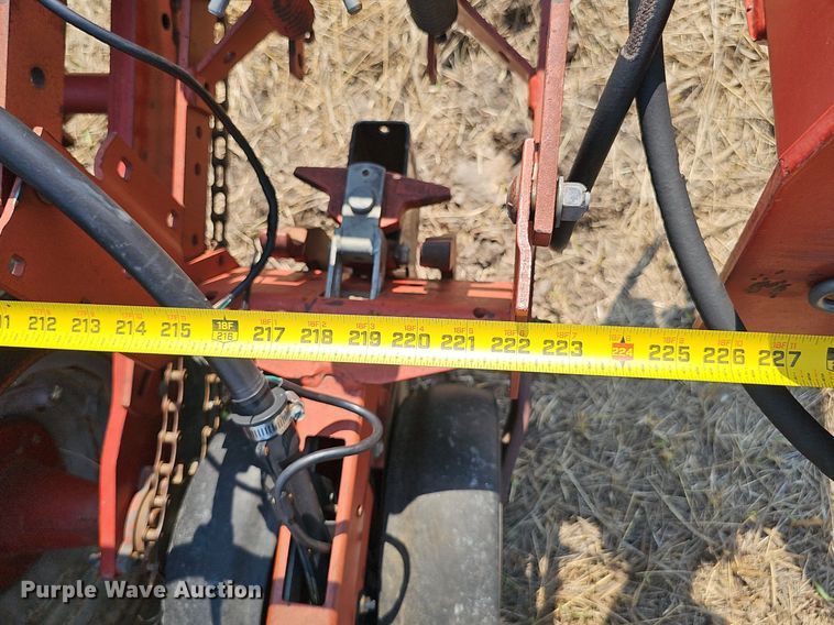 image for item DS4664 Case IH 955 Cyclone Air planter