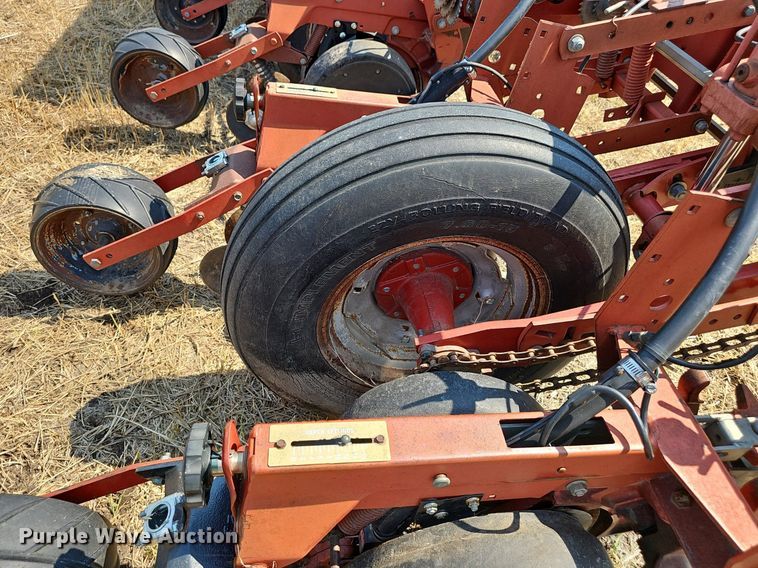 image for item DS4664 Case IH 955 Cyclone Air planter