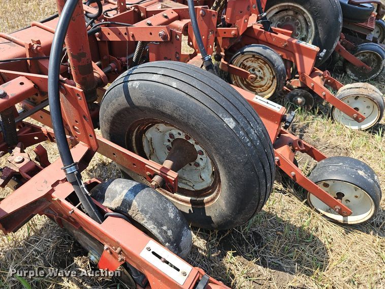 image for item DS4664 Case IH 955 Cyclone Air planter