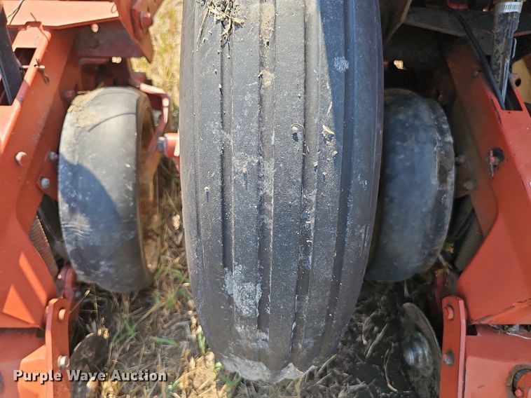 image for item DS4664 Case IH 955 Cyclone Air planter