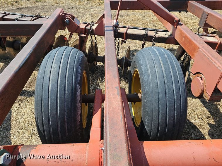 image for item DS4665 Sunflower 1230-24 double off-set disk