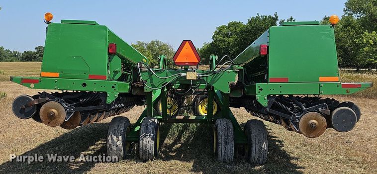 image for item DS4666 John Deere 455 grain drill