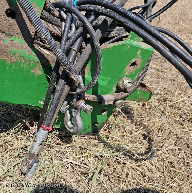 image for item DS4666 John Deere 455 grain drill