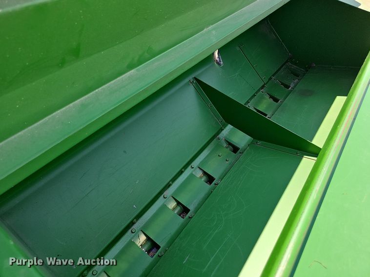 image for item DS4666 John Deere 455 grain drill
