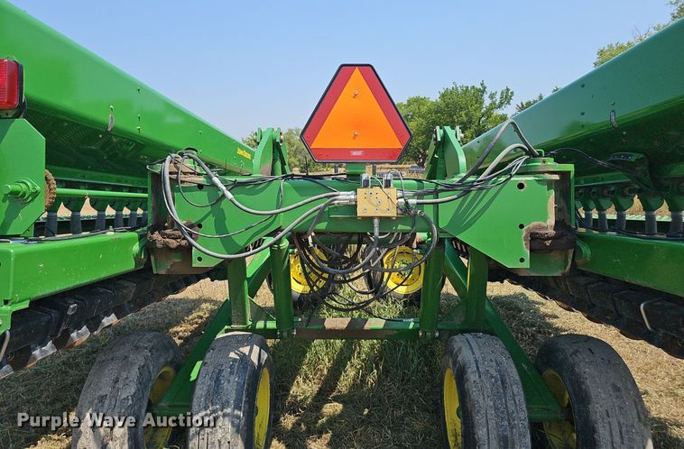 image for item DS4666 John Deere 455 grain drill