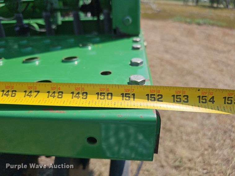 image for item DS4666 John Deere 455 grain drill