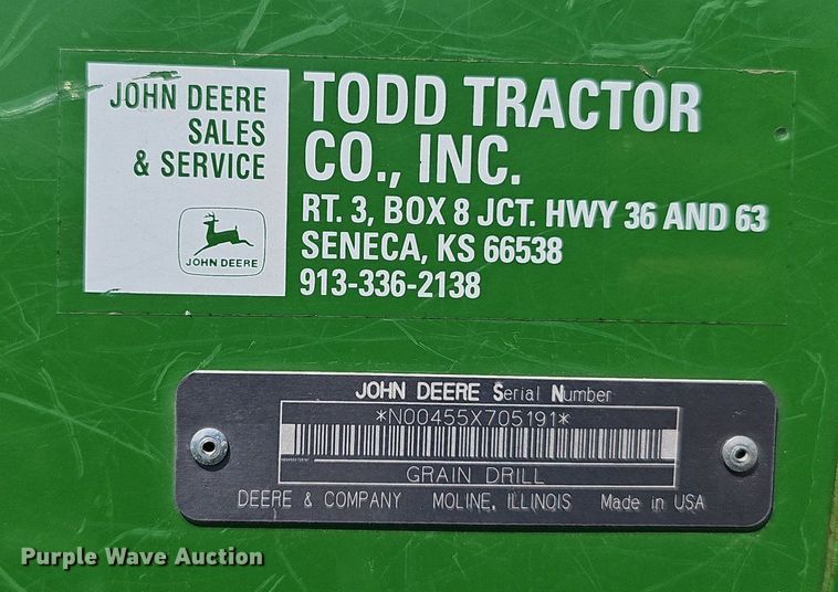 image for item DS4666 John Deere 455 grain drill