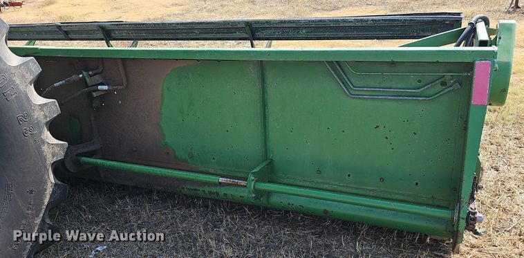 image for item DS4667 1987 John Deere 7720 Titan II combine