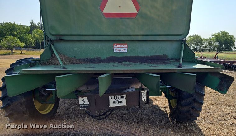 image for item DS4667 1987 John Deere 7720 Titan II combine