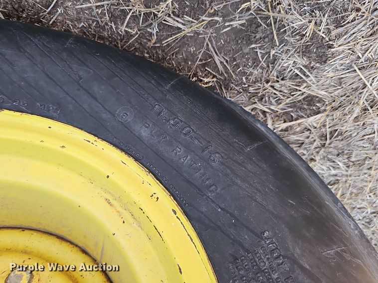 image for item DS4668 1980 John Deere 4640 tractor