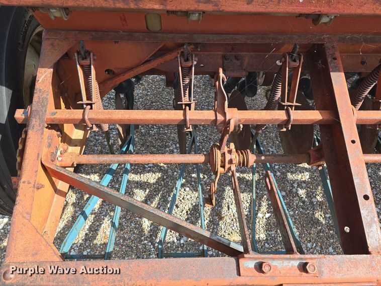 image for item DS4741 International Harvester  10 grain drill