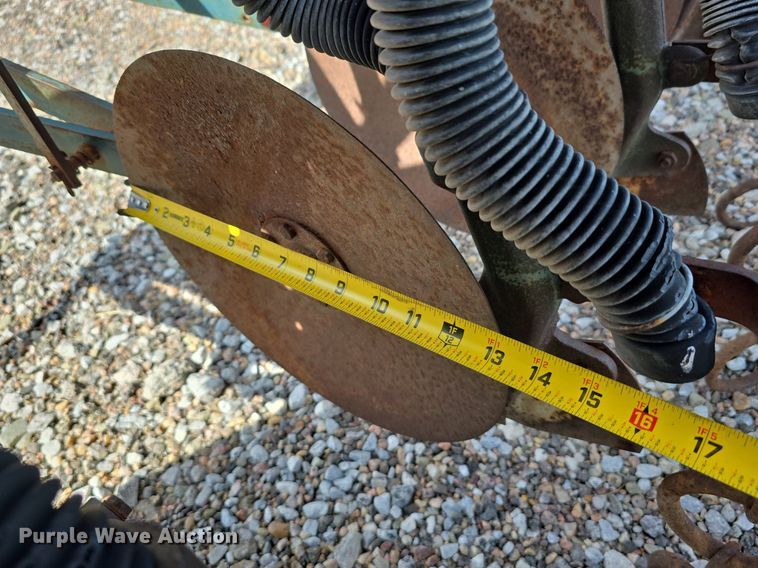 image for item DS4741 International Harvester  10 grain drill