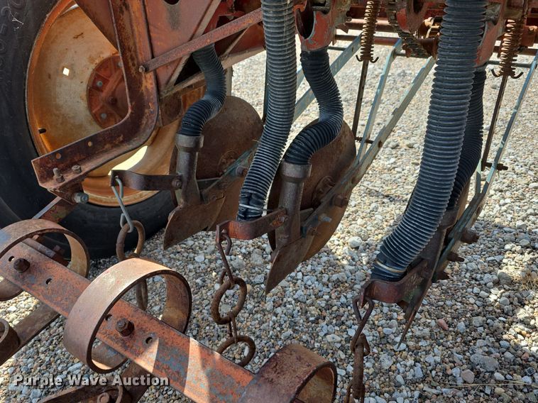 image for item DS4741 International Harvester  10 grain drill