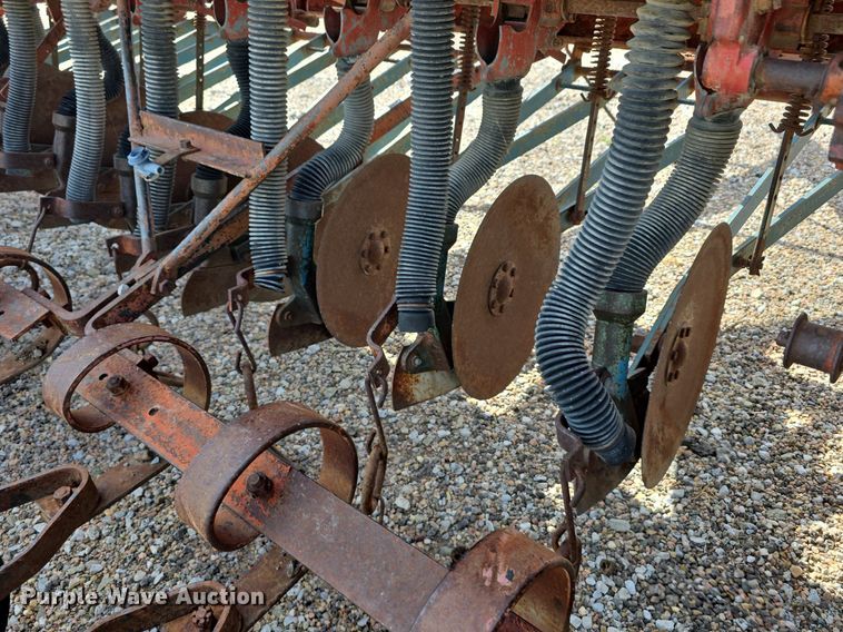 image for item DS4741 International Harvester  10 grain drill