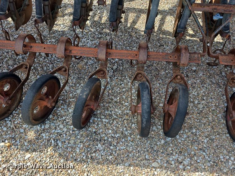 image for item DS4741 International Harvester  10 grain drill