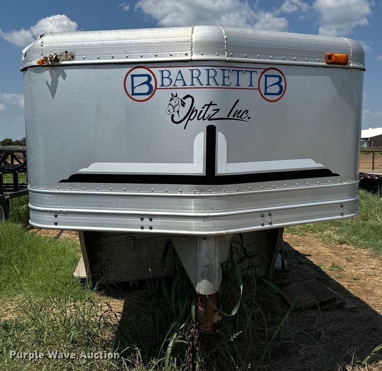 image for item DU3022 1998 Barrett livestock trailer