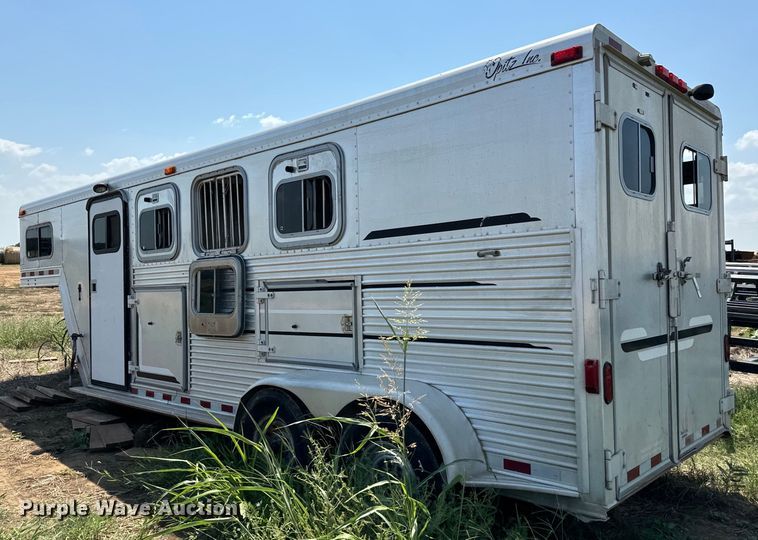 image for item DU3022 1998 Barrett livestock trailer