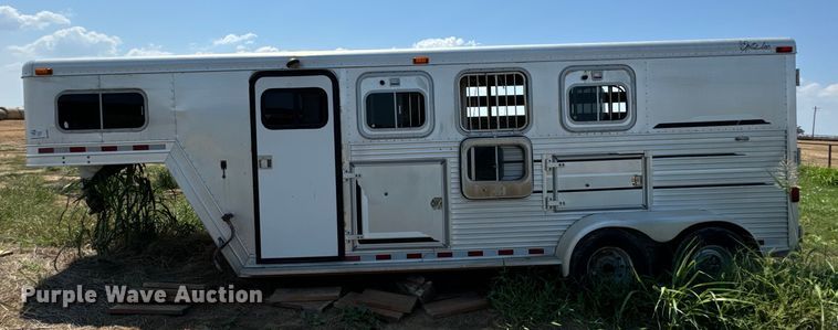 image for item DU3022 1998 Barrett livestock trailer
