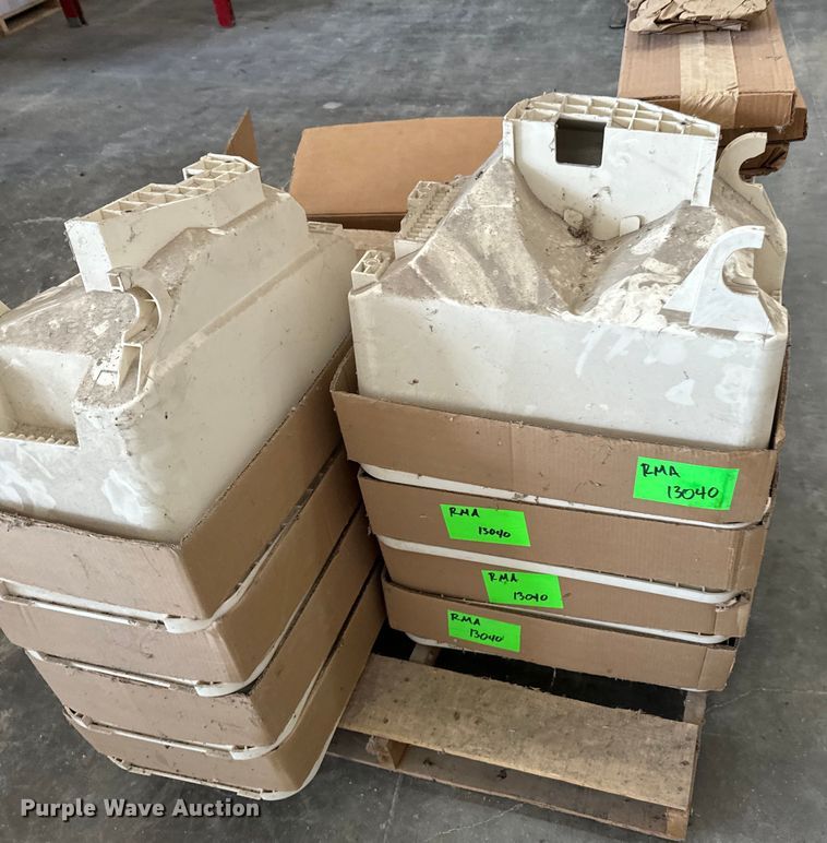 image for item DX1030 Planter parts