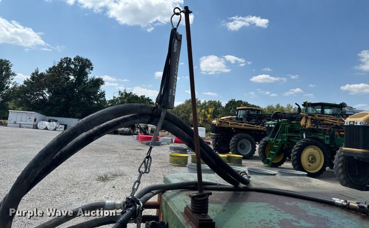 image for item DX1032 1994 DACO Fertilizer tender trailer