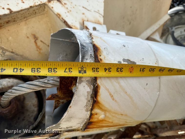 image for item DX1032 1994 DACO Fertilizer tender trailer