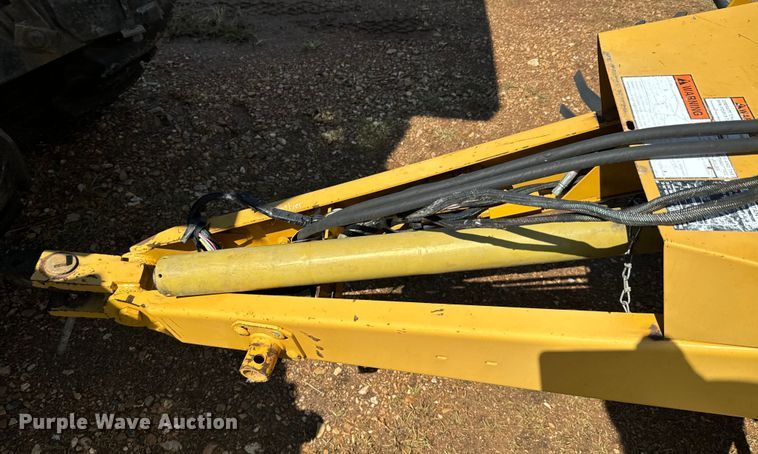 image for item DX1035 1997 Vermeer 504 Super I round baler