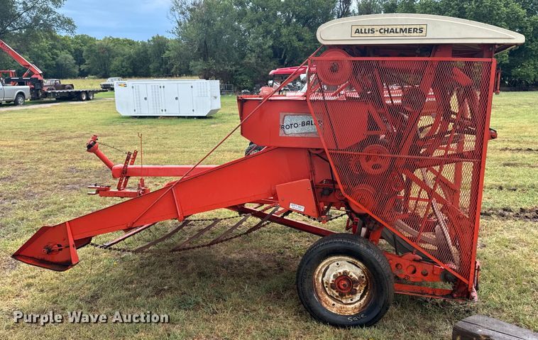 image for item DX1048 Allis Chalmers Roto-Baler No. 10 round baler