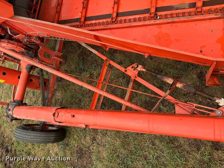 image for item DX1048 Allis Chalmers Roto-Baler No. 10 round baler