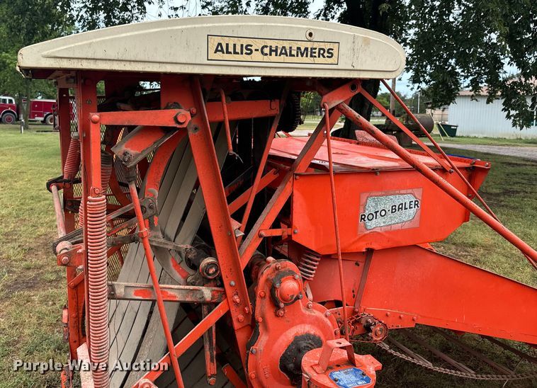 image for item DX1048 Allis Chalmers Roto-Baler No. 10 round baler